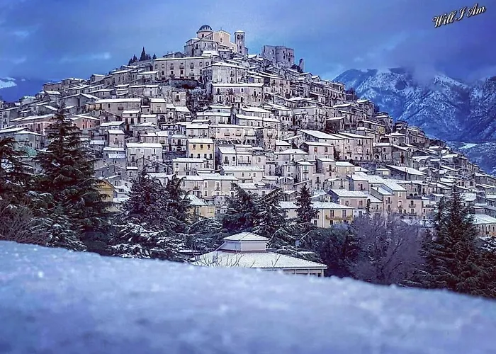 Al Castello Casa de hóspedes 3*